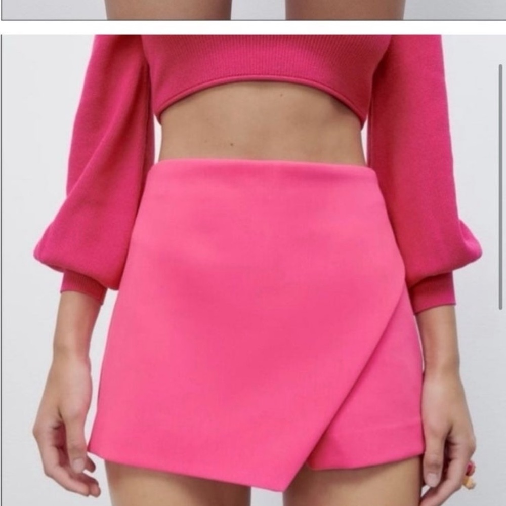 ❌❌SOLD❌❌Zara skort💓